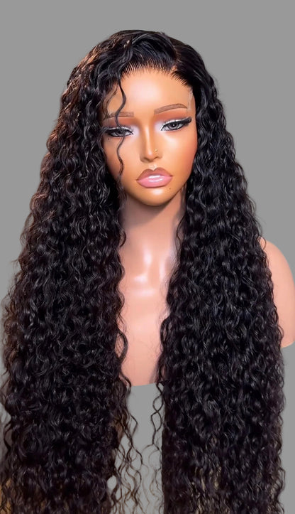 “30inch 5x5 HD Lace Curly Wig (4bundles used)