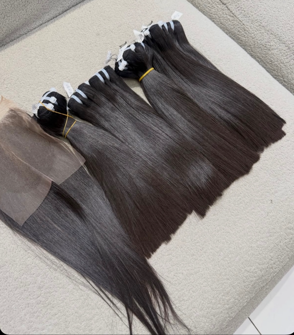 “10” Vietnamese Bundles + Closure